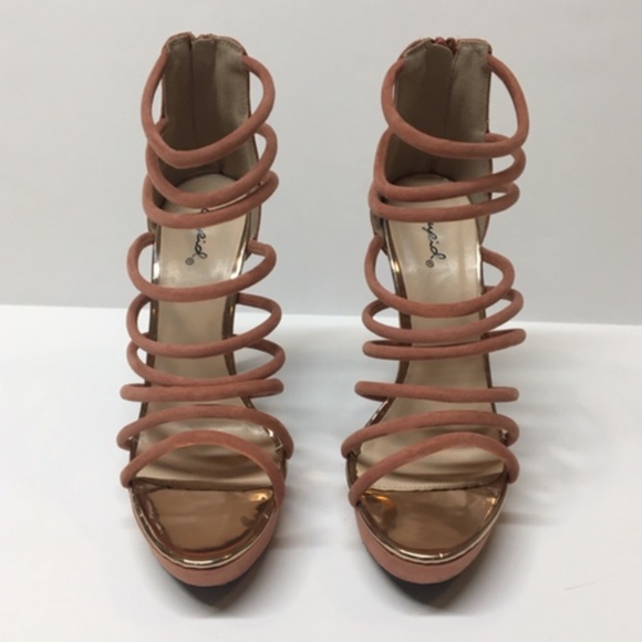 Beautiful Dusty Blush Pink Suede Platform Heel - Picture 2 of 15